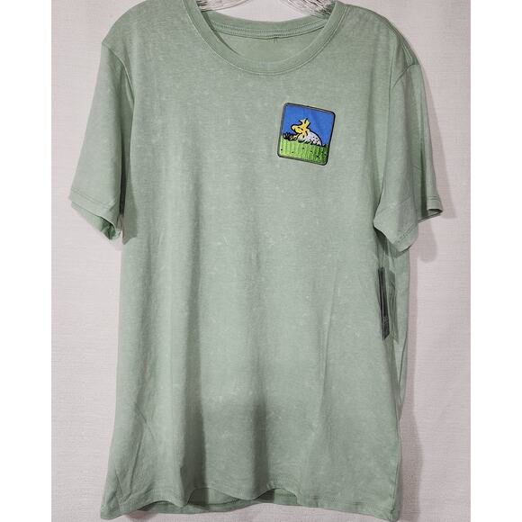 Snoopy and Woodstock men's medium green shirt - Picture 2 of 5